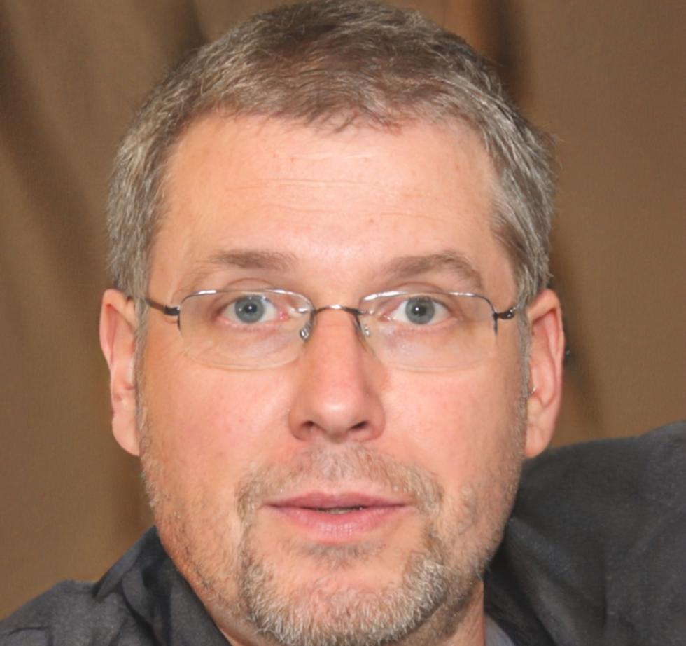 Porträt von Thomas Wagner, Senior Financial Analyst